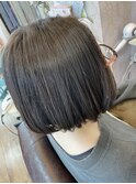 オリーブグレーカラー