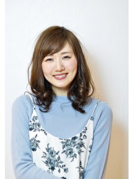 デフィー(Defi) 王道セミディ☆