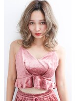 エルサ(Elsa)&nbsp;【Elsa元町・三宮】外国人風×イルミナバレイヤージュ