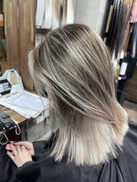 ラフ(LAFF)&nbsp;#黒髪#ボブルフ#ネビージュ#小顔#ワンレン