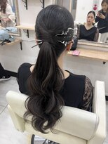 プティクローシェ バイ クオーレ(petite cloche by CUORE) 大人キレイヘア　タイトローポニー