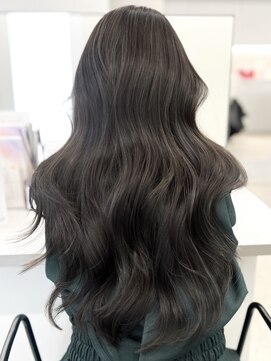 リル バイ ジルブラン(Lil by JIL BLAN) レイヤーカットデザインカラーウェットヘア