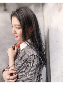 ニード(need) 暗髪髪質改善グレージュ