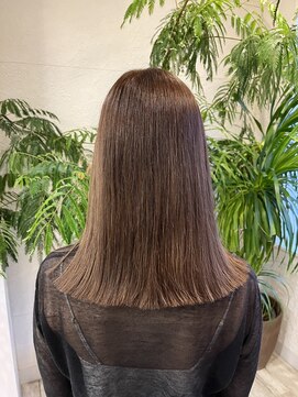 ヘアメイクヒール 【切りっぱなし×ロング】