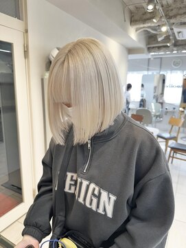 テトラ バイ ネオリーブ 横浜西口店(tetra by neolive) ボブ　ダブルカラー　ホワイト　ブロンド　ブリーチ