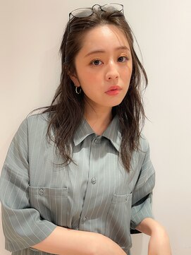 ヴィヴィ(VIVIE) 後れ毛暗めカラーマロンベージュラベンダーアッシュグレージュ