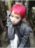 渋谷/ウルフカット ネオンピンク デザインカラー ショートカット