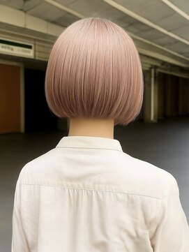 《髪質改善 縮毛矯正/ 酸性ストレート/髪質改善トリートメント》nui + (茨木店) ミディアムヘア/暗めカラー/グランマッシュ/茨木