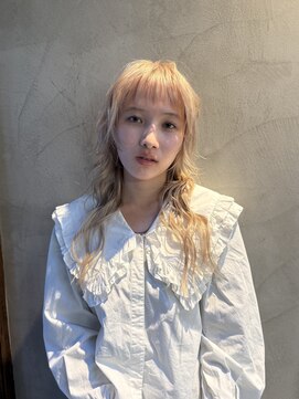 リリック(LYLICK) 暖色ブロンド