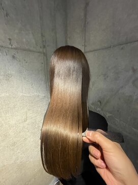 ルッカランス 経堂店(Lucca Lance) 美髪矯正/うねりを整える艶仕上げ/40代/経堂/メテオ