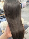 透明感ベージュ