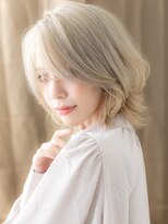カバーヘア ブリス 北浦和(COVER HAIR bliss)&nbsp;ダブルカラーグレーヘアークラゲカットくびれミディ10代20代X