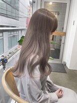 ミラ 新宿(MILA)&nbsp;グレージュカラー/レイヤーカット/ブリーチ/マロンベージュ/