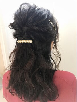 ディー(dee) dee パールバレッタ×お呼ばれハーフアップ