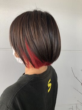 ヘアアンドメイク ムーア(Muuua) インナーカラー