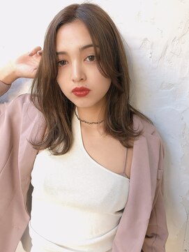 ティティ(TiTi) ボブレイヤー×ミルクティーカラー[TiTi_栗林れい]