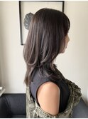 ミディアムレイヤー×ナチュラルアッシュ