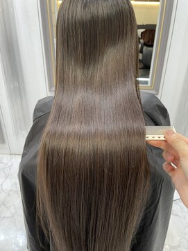 エスカーラ 表参道(THE ESCALA) @aidaman321/ゆるふわロング/ツヤ髪スタイル/ブルーブラック/