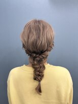 キープス(Keeps) 編みおろしヘア