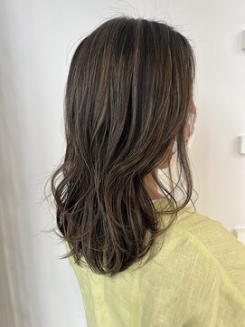 プラスシー(+C) 大人の地毛ハイライト/白髪ぼかし/30代/40代/ボリュームアップ