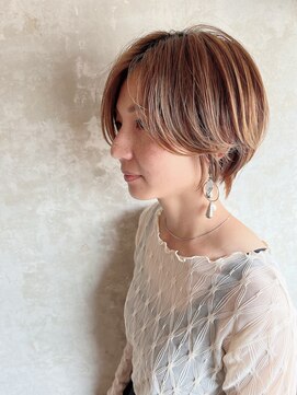 メロウ(mellow) ショート×ベージュカラー