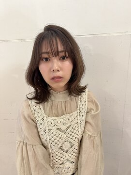 ブリング バイ スノードロップ 吉祥寺(BRING by Snowdrop) デザインカラー/レイヤーカット/ウェットヘア/オリーブベージュ