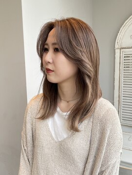 ザザ 高田馬場(ZA/ZA) グレージュ