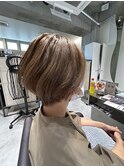 毛先ワンカールショートボブ