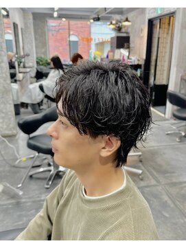 コワファースト長崎シャンプーボーイ 2nd(COIFF1RST 長崎 SHAMPOO BOY) 長崎トレンド挑戦しやすい‘’シャドウパーマ”