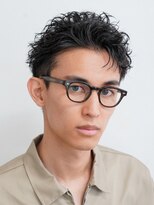エリマ 横浜西口(elima)&nbsp;横浜西口フェザーパーマフェザーショートセンターパート20代緩め