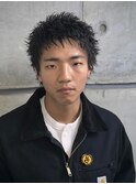 スパイキーショート刈り上げフェードツーブロック七三パーマ
