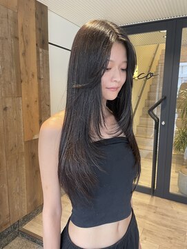 ユニコ(unico) レイヤーカット/ロング/髪質改善トリートメント