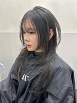 ヴィヴィー 青山表参道店(ViVIE)&nbsp;ワンカールで決まるハッシュカット