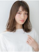 ミルクティーベージュ小顔ミディアムレイヤーX戸田公園20代30代