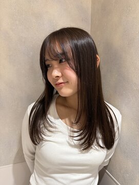 フェイス 石川町 (FACE) 顔まわりレイヤー，透明感カラー