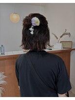 アン(awn)&nbsp;【ハーフアップおだんご】