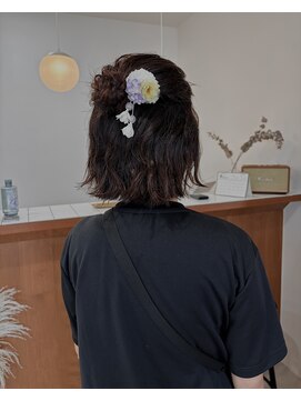 アン(awn) 【ハーフアップおだんご】