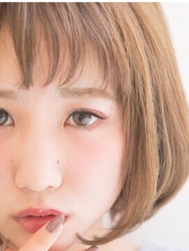 バイロン(VAIRON) 目尻長めのまつ毛エクステ