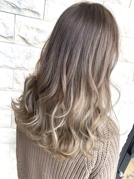 ブランシェ神領店 #ミルクティーグラデーション【ブランシェ神領店 林 】