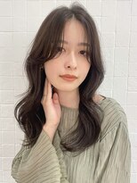 ビュートリアム 南青山(BEAUTRIUM)&nbsp;リラックスロング ローレイヤー 長め前髪 表参道 20代30代40代