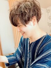 ハチニイニ(822)