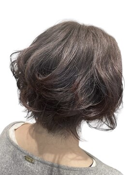 アンリップス(&Lips) ショートボブ