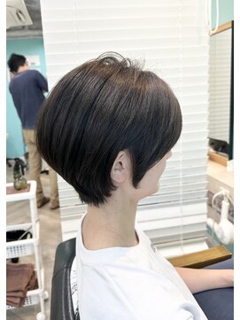ホロー(Hollow) ショートボブ