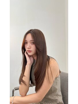 ヌイ 横浜(nui) ブラウンレイヤー_前髪マチルダボブピンクベージュ