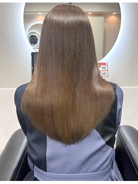 ミリア(MILIA) 大人可愛い20代30代40代髪質改善ストレート