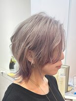 スイ(suiw)&nbsp;前髪長めグレージュウルフ【suiw】昭和町/天王寺/阿倍野