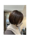 ショートボブ
