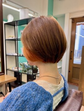 ヘアジーナ(Hair Jina) ☆ショートボブ／インナーカラーオレンジ☆