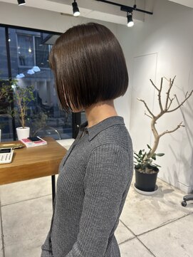 ダンボ(DUMBO) 【 sayaca 】切りっぱなしボブ/マロンベージュ/オリーブベージュ