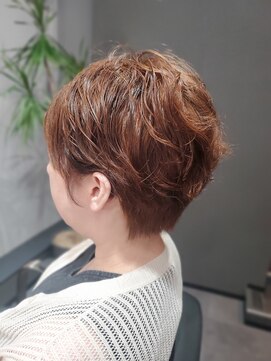 ジールヘアー(GIIL HAIR) コンパクトショート